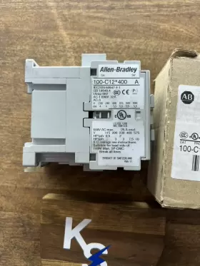100-C12D400 ALLEN BRADLEY Contactor #2