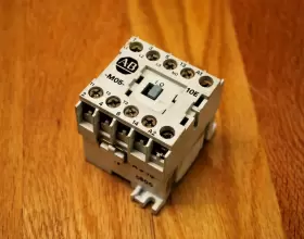 100-MO5ND3 ALLEN BRADLEY Contactor Coil