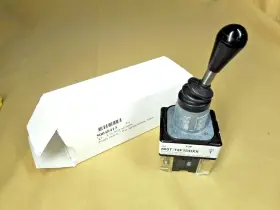 800T-T2F1DDXX ALLEN BRADLEY Toggle Switch