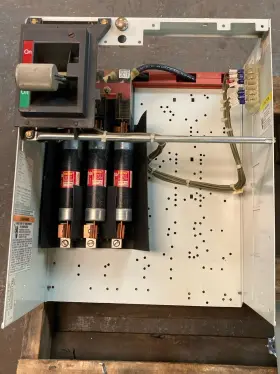 CNCL82340 CUTLER-HAMMER Mcc Disconnect Feeder