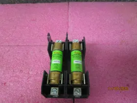 RM25060-XCR EATON BUSSMANN Box Fuse Holder Fusetron