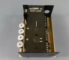 M8208-04-0712 EXTRON Snap Pac Motor Control