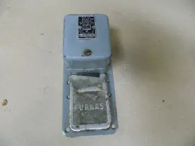 X1873G FURNAS Lathe Switch Pedal Vac