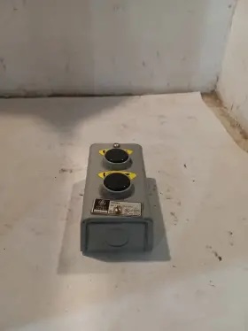 CR2943 GENERAL ELECTRIC Push Station