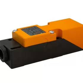IM0011 IFM Proximity Switch #3