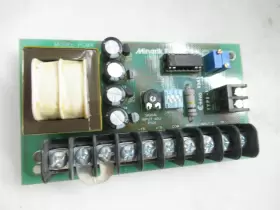 170-0426 MINARIK ELECTRIC Signal Isolator Process Control #3