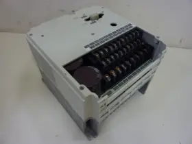 FR-A044-0.75K-ER MITSUBISHI Inverter Dent #2