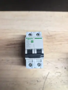 M9F22232 SCHNEIDER ELECTRIC Mcb