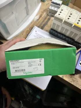 VW3A9921 SCHNEIDER ELECTRIC Adapter