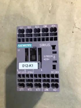 3RT2015-2FB42 SIEMENS Contactor Coil Cont Box