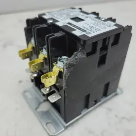 8910DPA33V04 SQUARE D Contactor Vac Some Cosmetic Amp #3