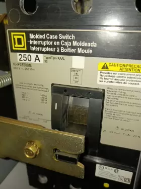 MODEL-6 SQUARE D Feeder Mcc Amp Fusible #3
