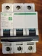 Schneider M9F21332 Miniature Circuit Breaker, Multi-9, C60sp 32A, 3P, B  (NOS)